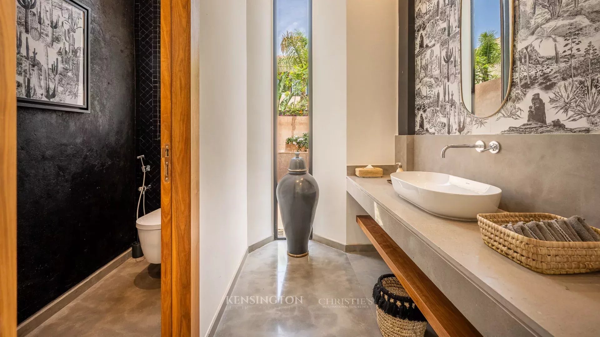 6 Bedroom Villa/Townhouse's Image 83