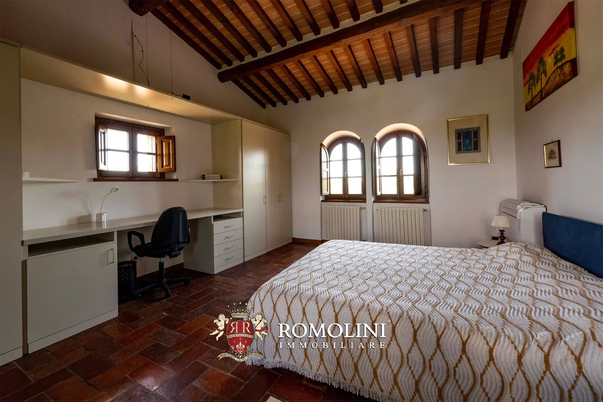 5 Bedroom Villa/Townhouse's Image 32