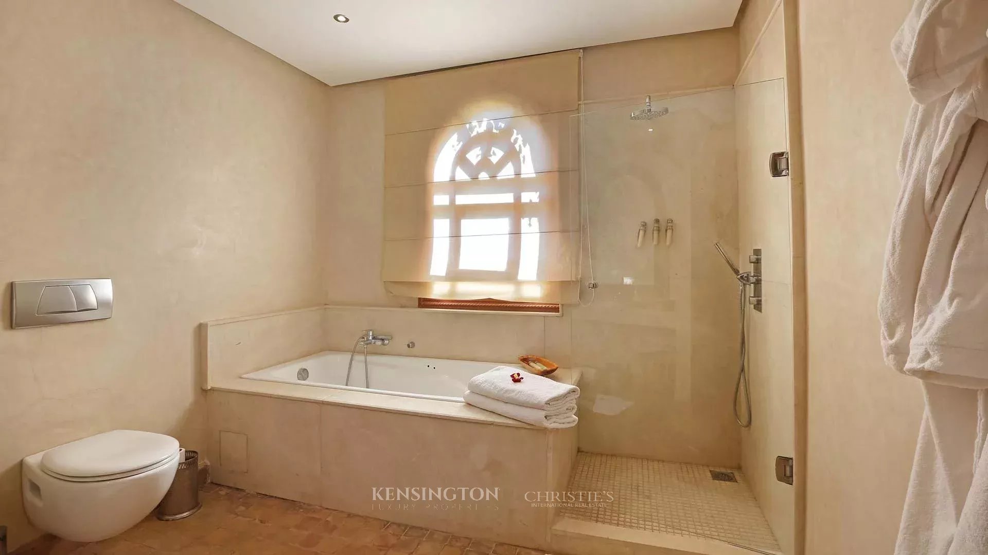 5 Bedroom Villa/Townhouse's Image 35