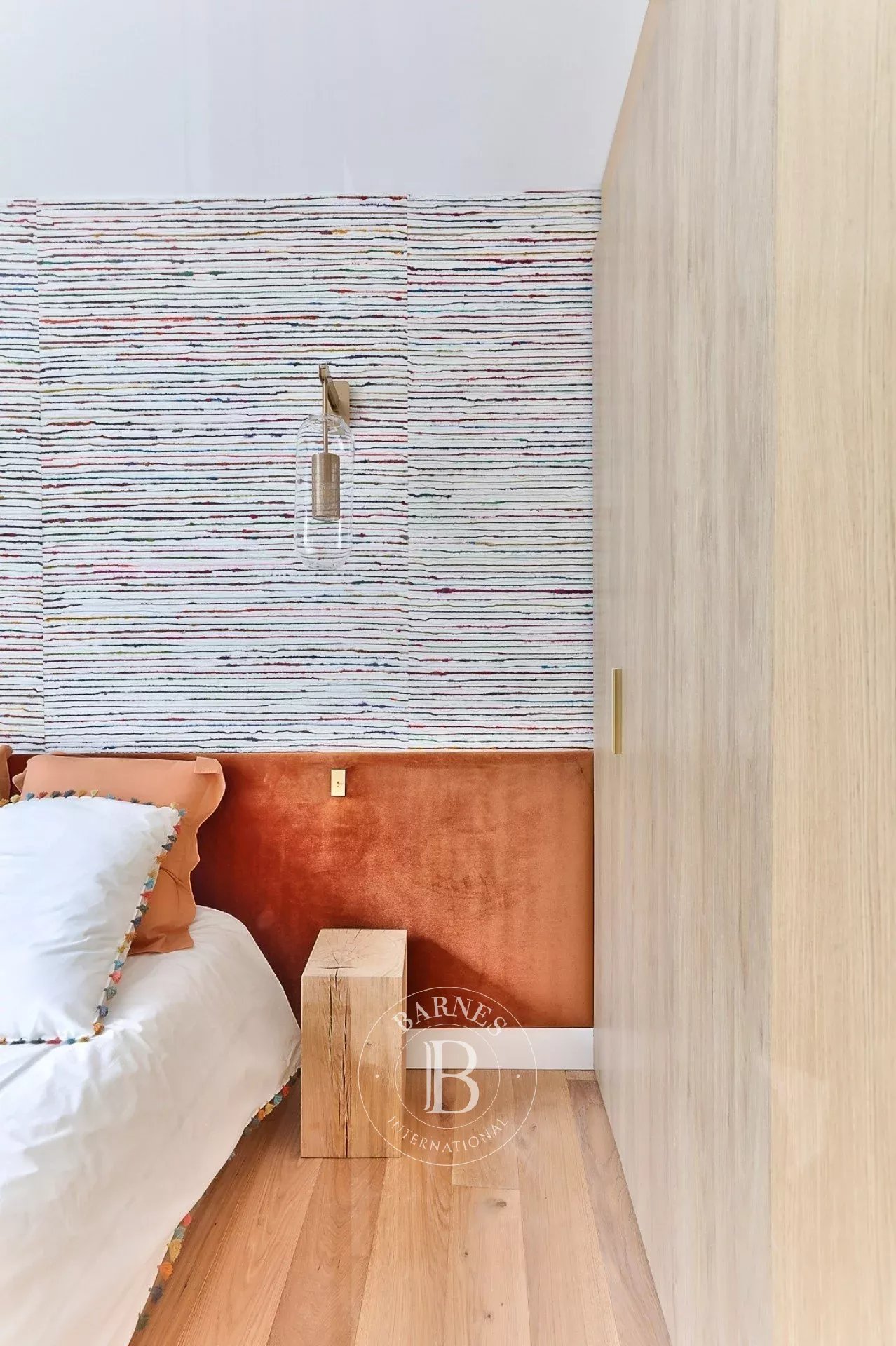 Daire Paris 3ème - picture 12