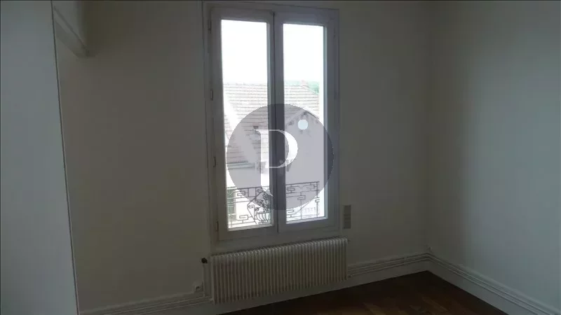 location-appartement-2-pieces-verrieres-le-buisson-83870347