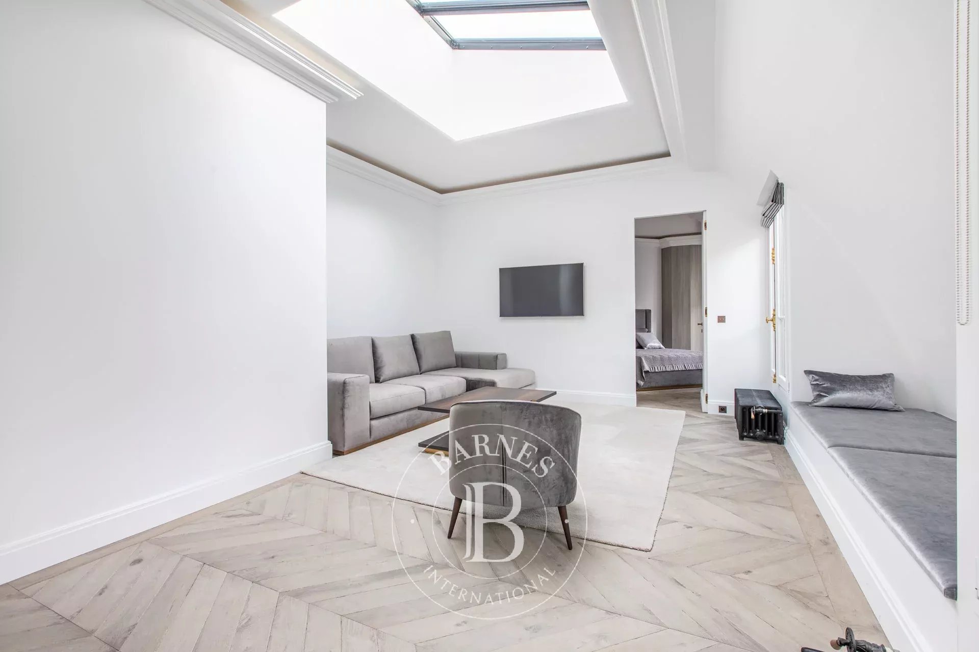 Daire Paris 8ème - picture 5