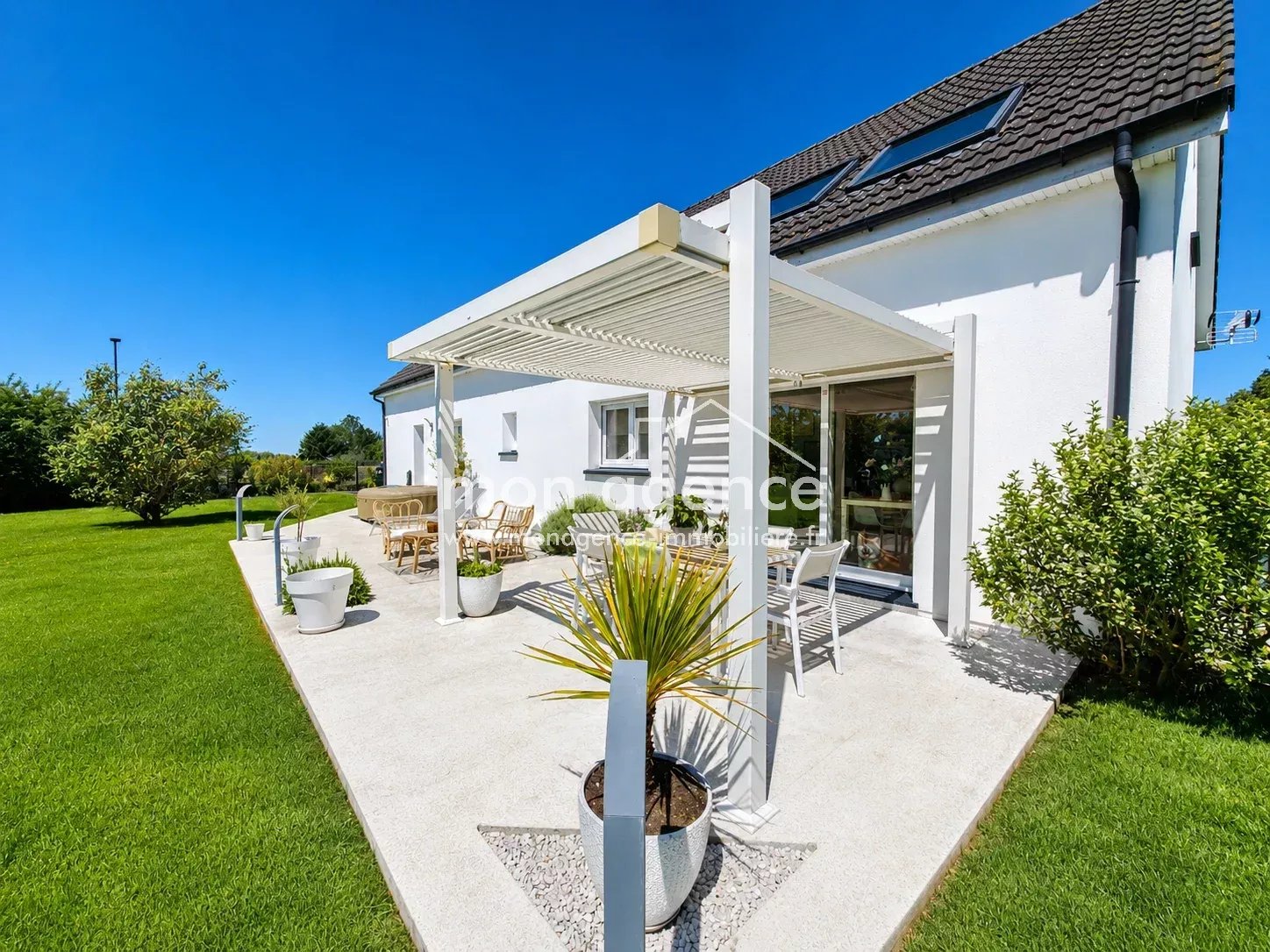 Maison familiale de 2012 – 6 chambres – 1 544 m² – Sans vis-à-vis – À 10 min de Buchy