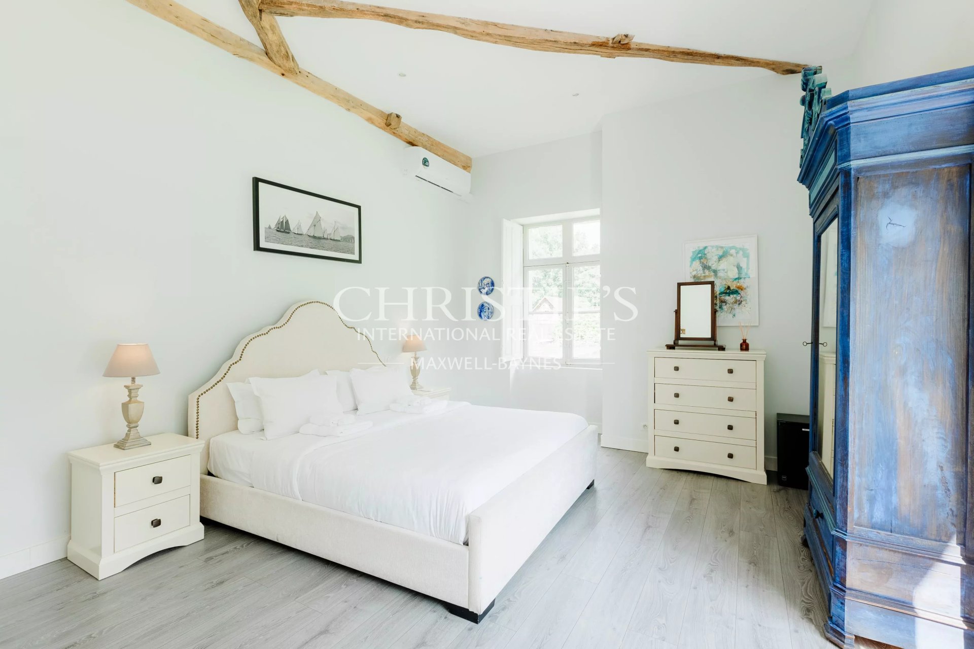 53 Bedroom Chateau's Image 55
