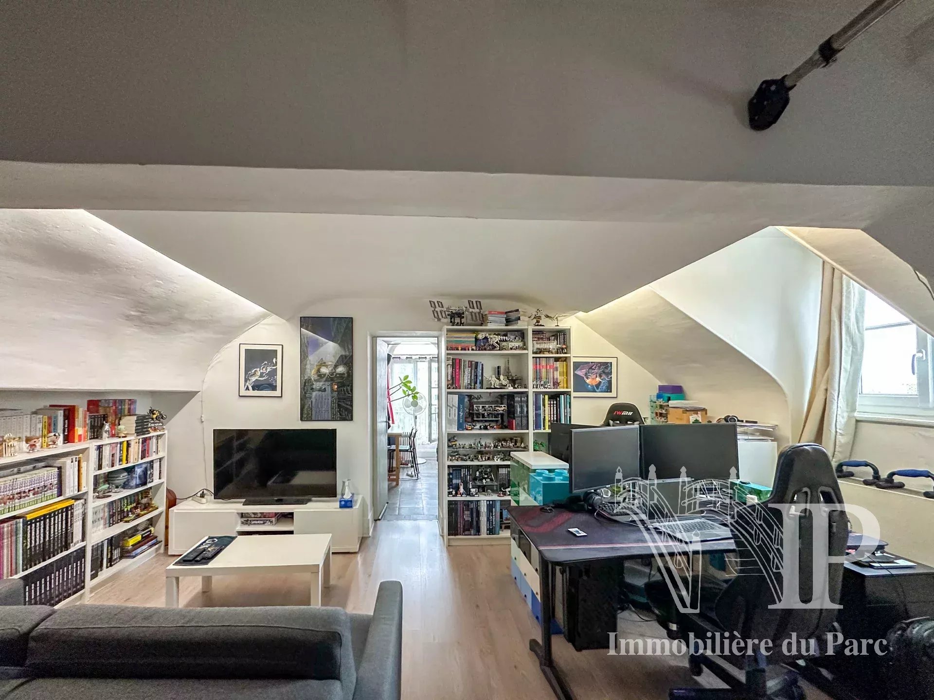 Agence immobilière de 