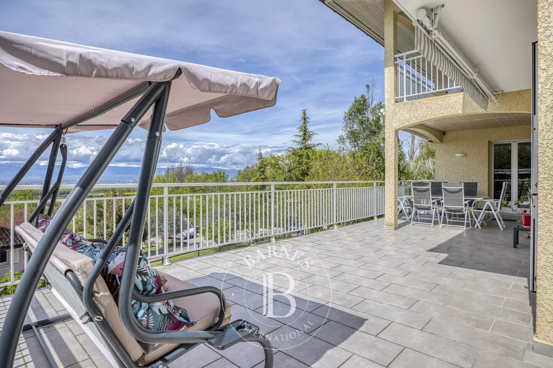 Ev Cranves-Sales - picture 9