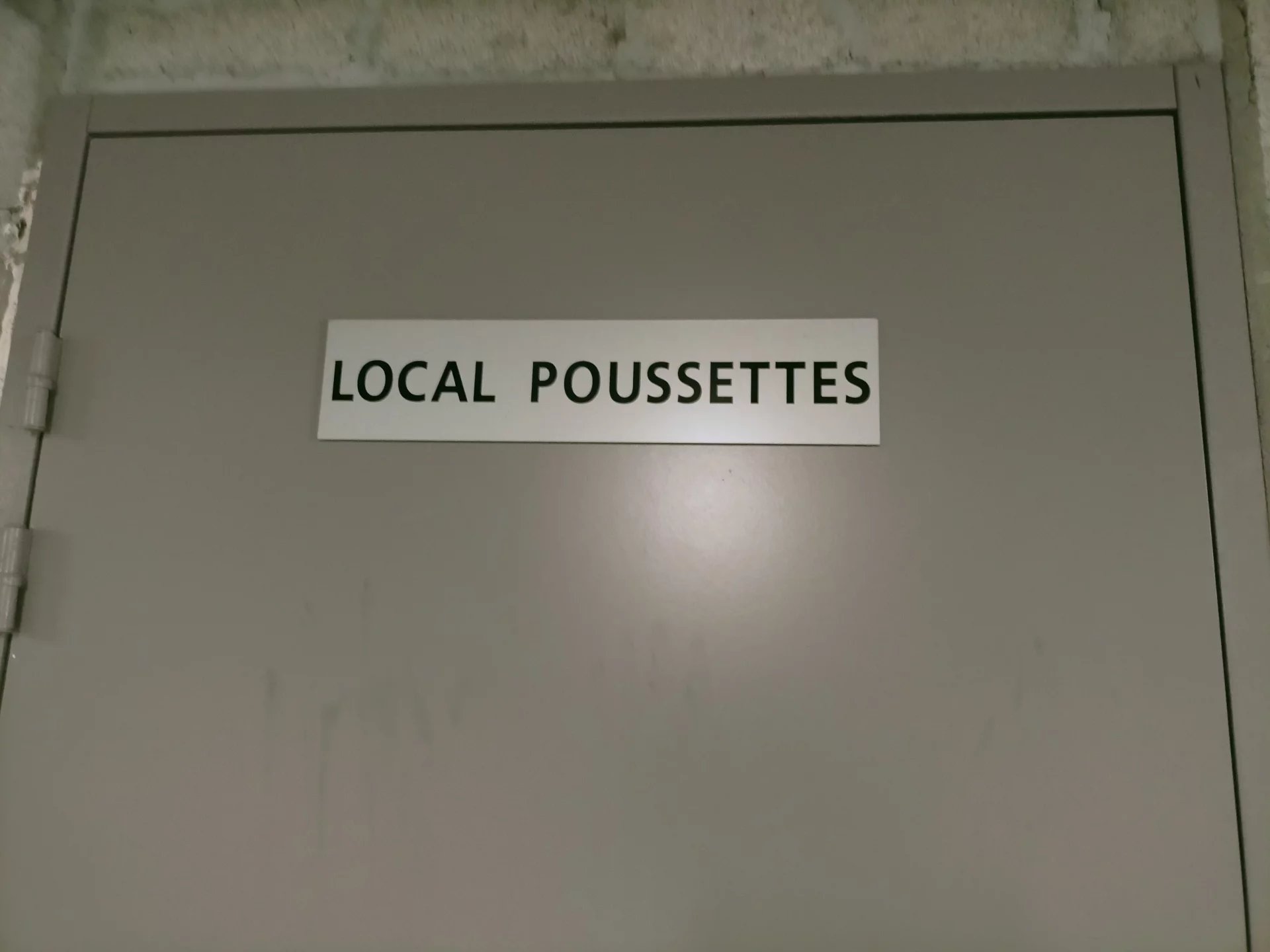 7483207 Location Bron