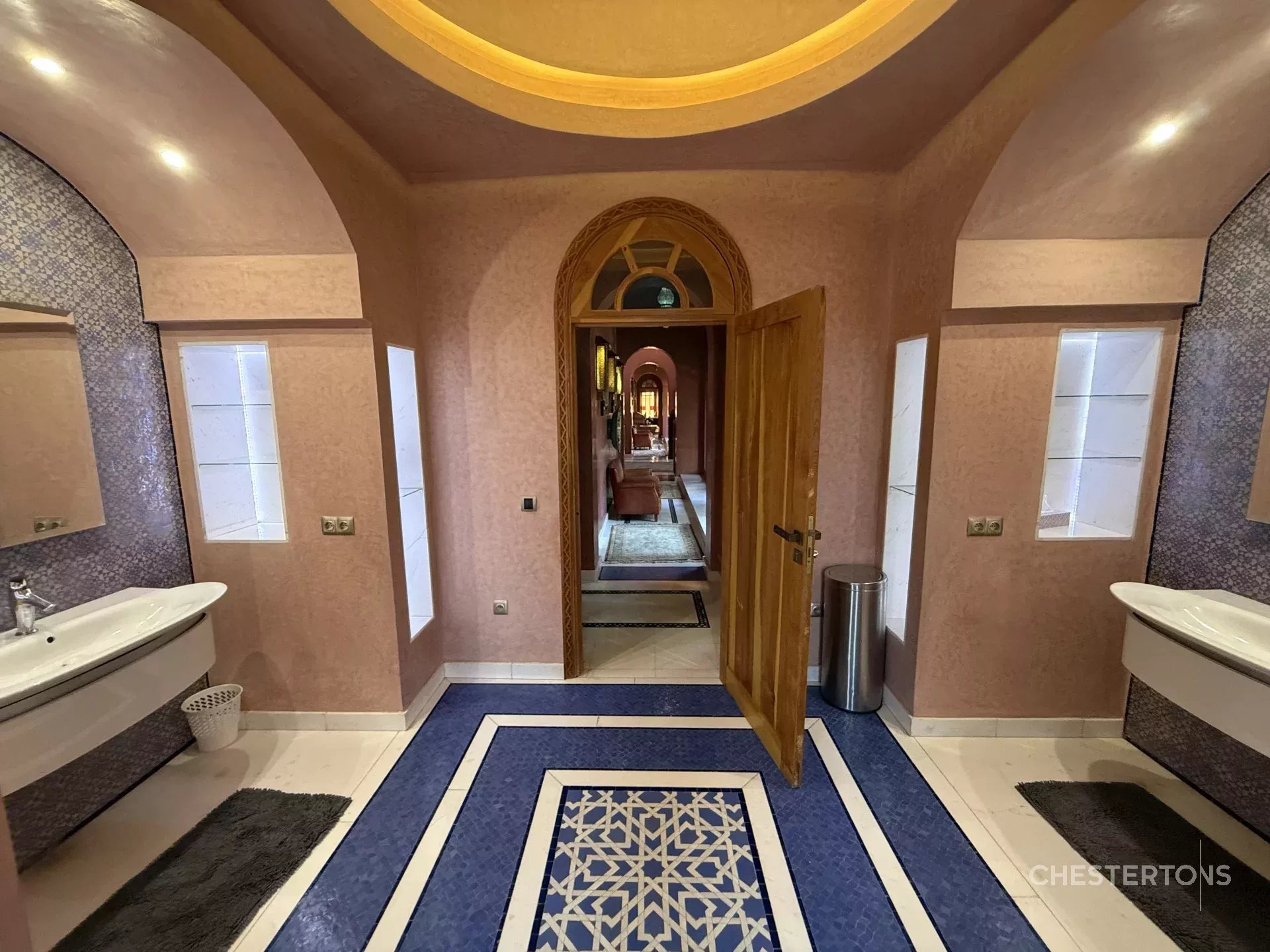 Image of Property - 10 Bedrooms for Sale in Marrakech-Ménara-Marrakech-Morocco, Image 31