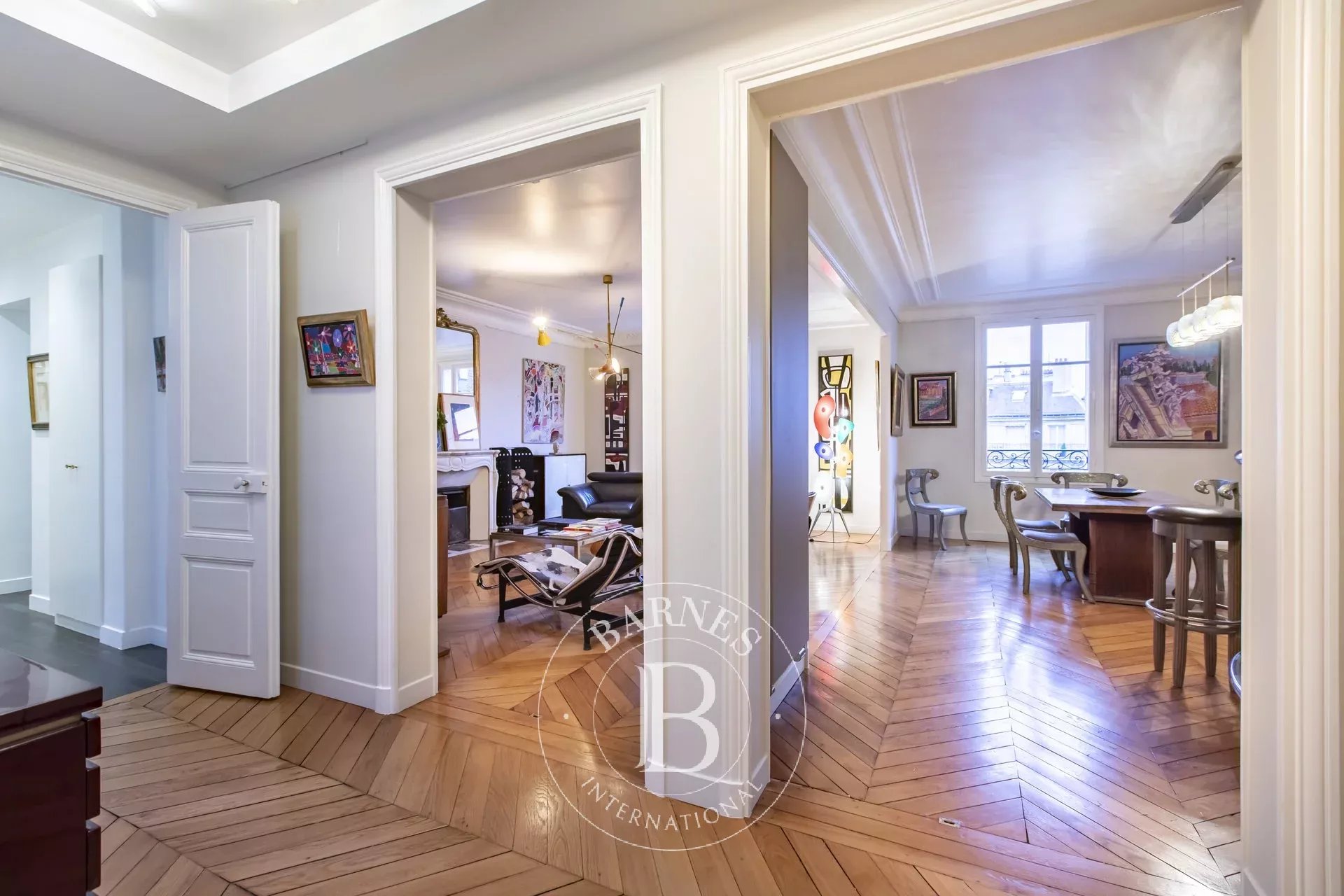 Exclusive - Paris 16 - Chaillot - 4-bedroom family apartment - Studio - Parking