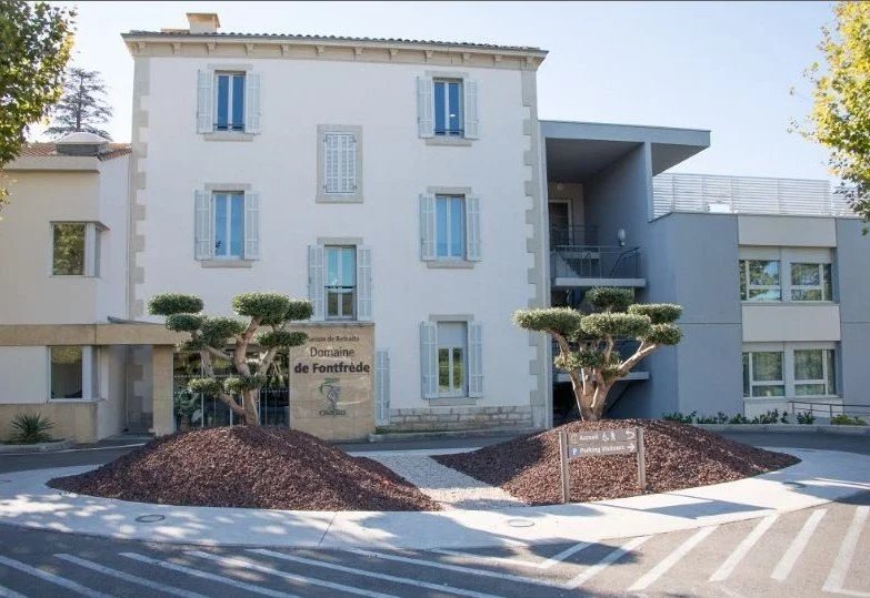 INVESTISSEMENT LOCATIF  Marseille  Résidence EHPAD Domaine de Fontfrède  5,99 de rentabilité
