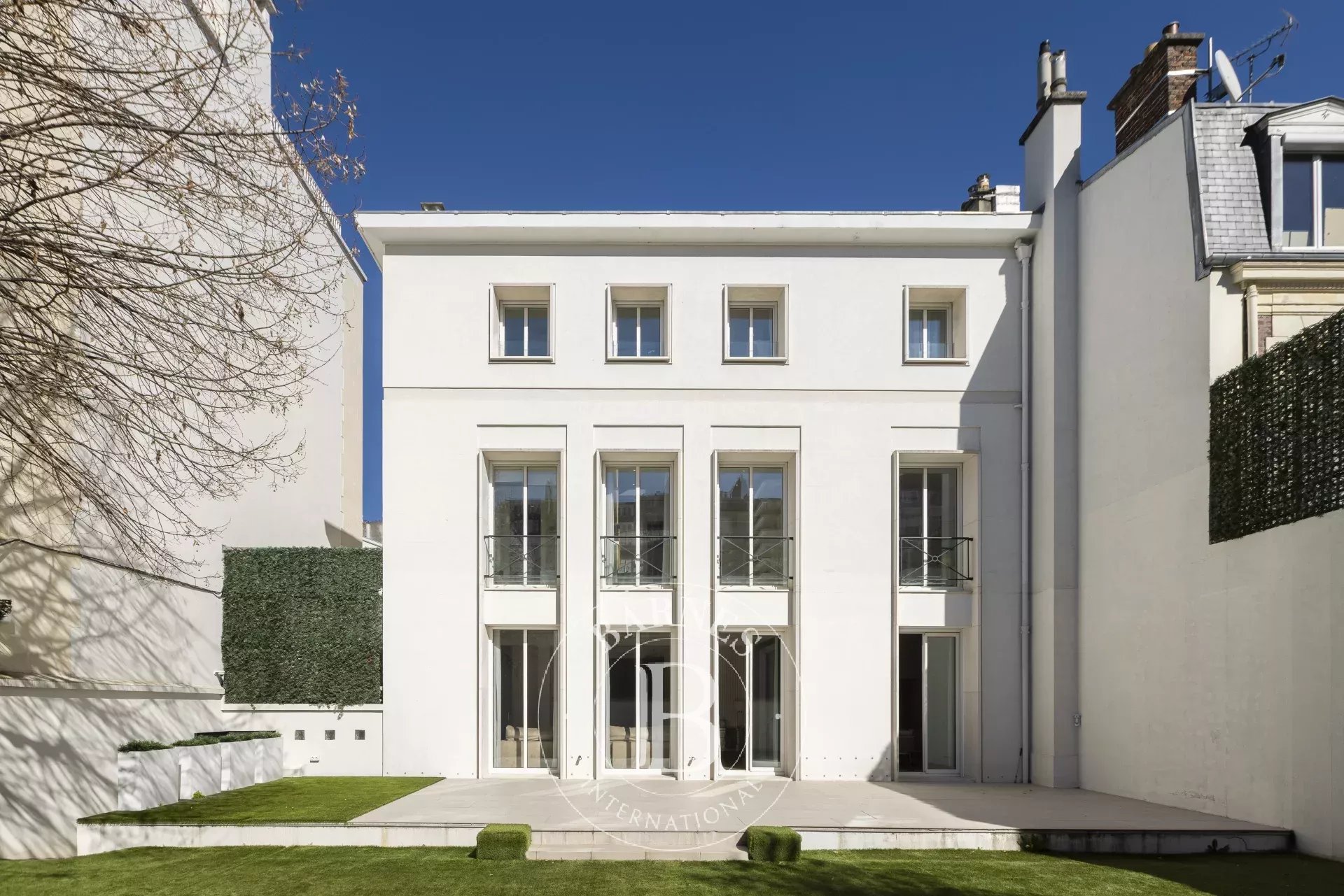 Mansion Neuilly-sur-Seine  -  ref 86835127 (picture 2)