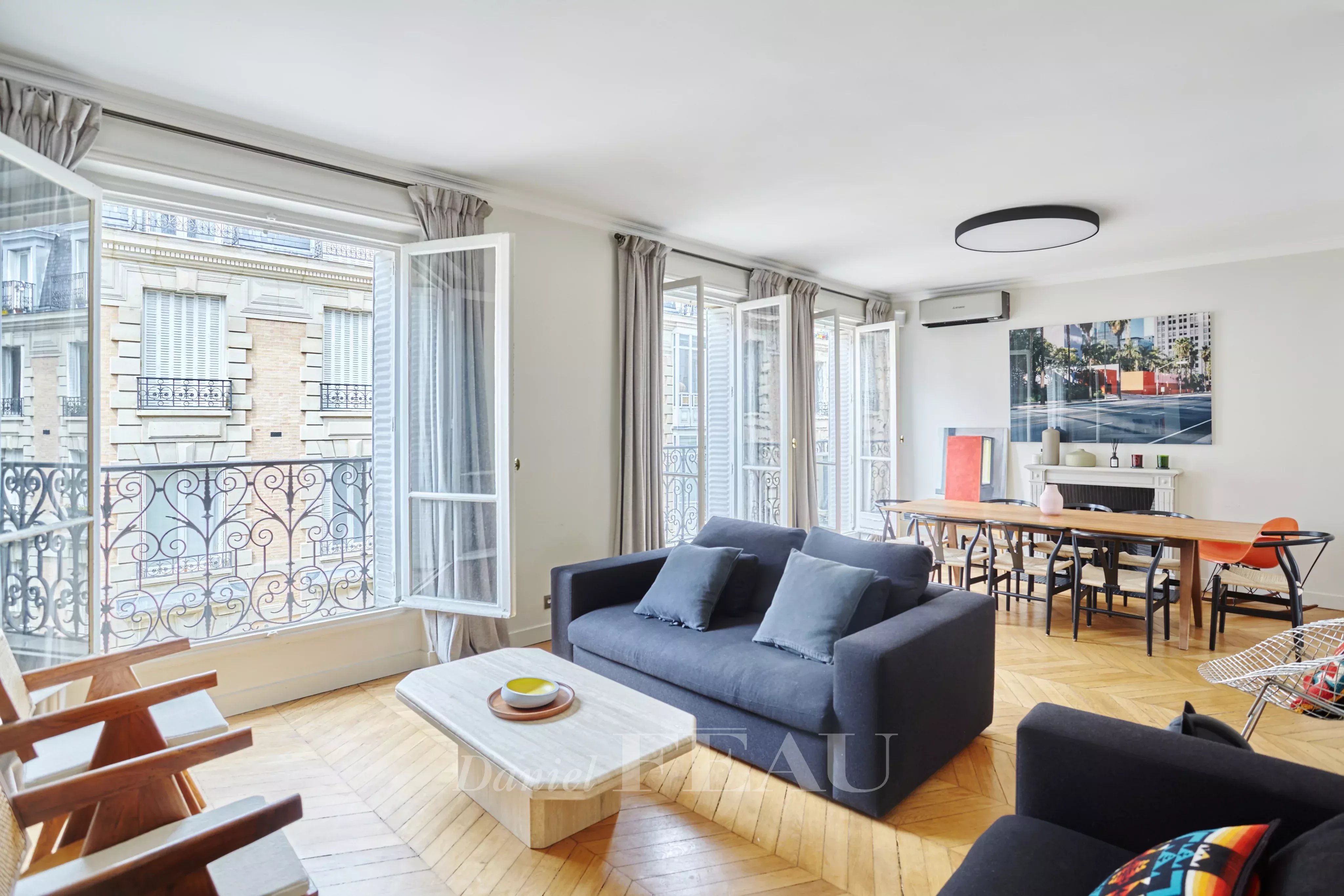 Sale Apartment Paris 16th