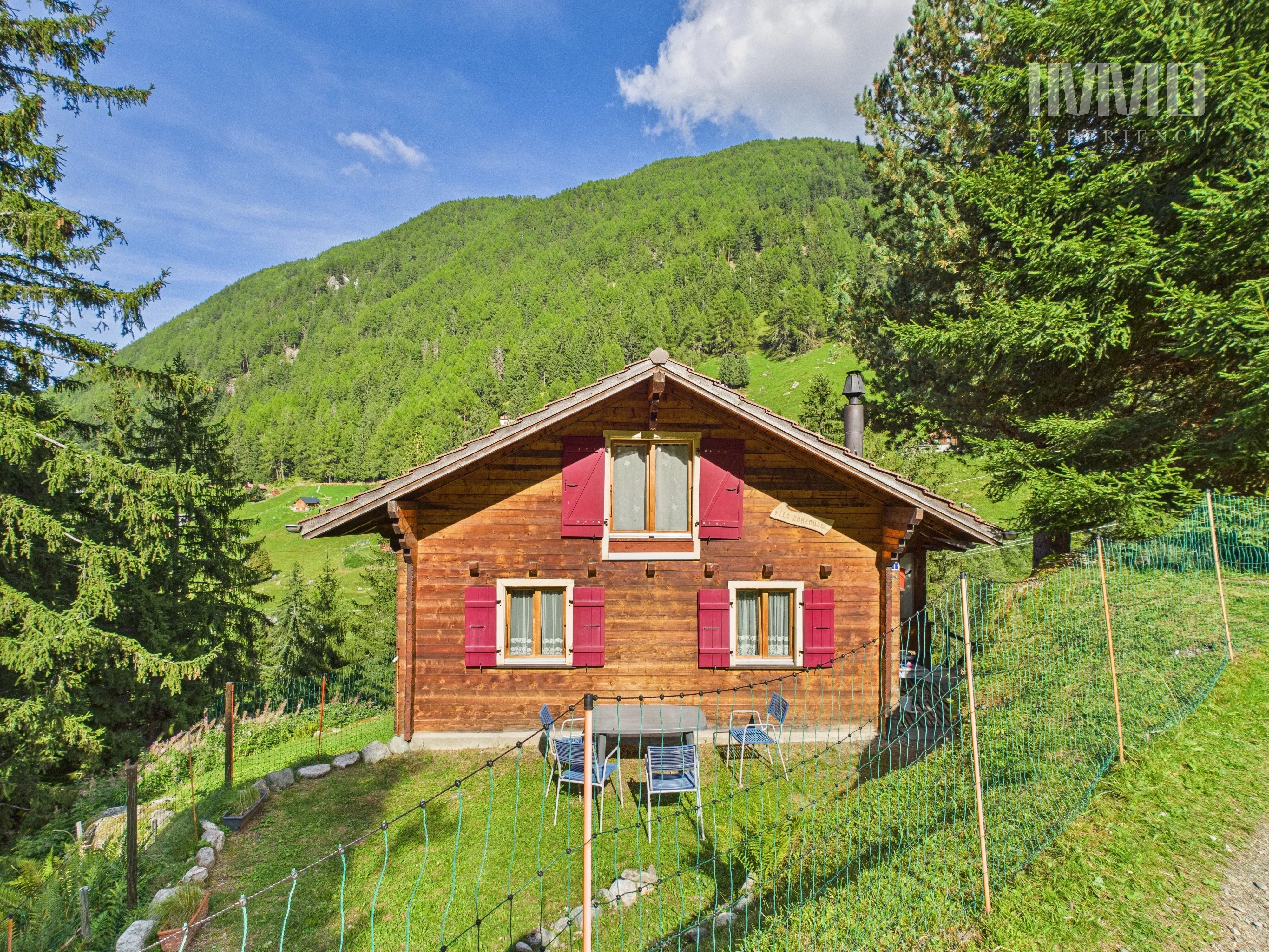 Chalet in Haute-Nendaz "Le Lavantier" - A haven of peace in nature :