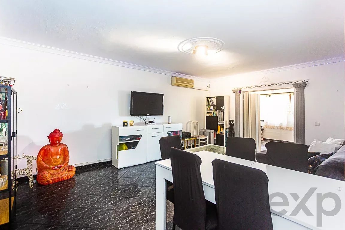 2 Bedroom Apartment in Olhão with Balcony and Covered Terrace | Prime Location 86879591 image 7
