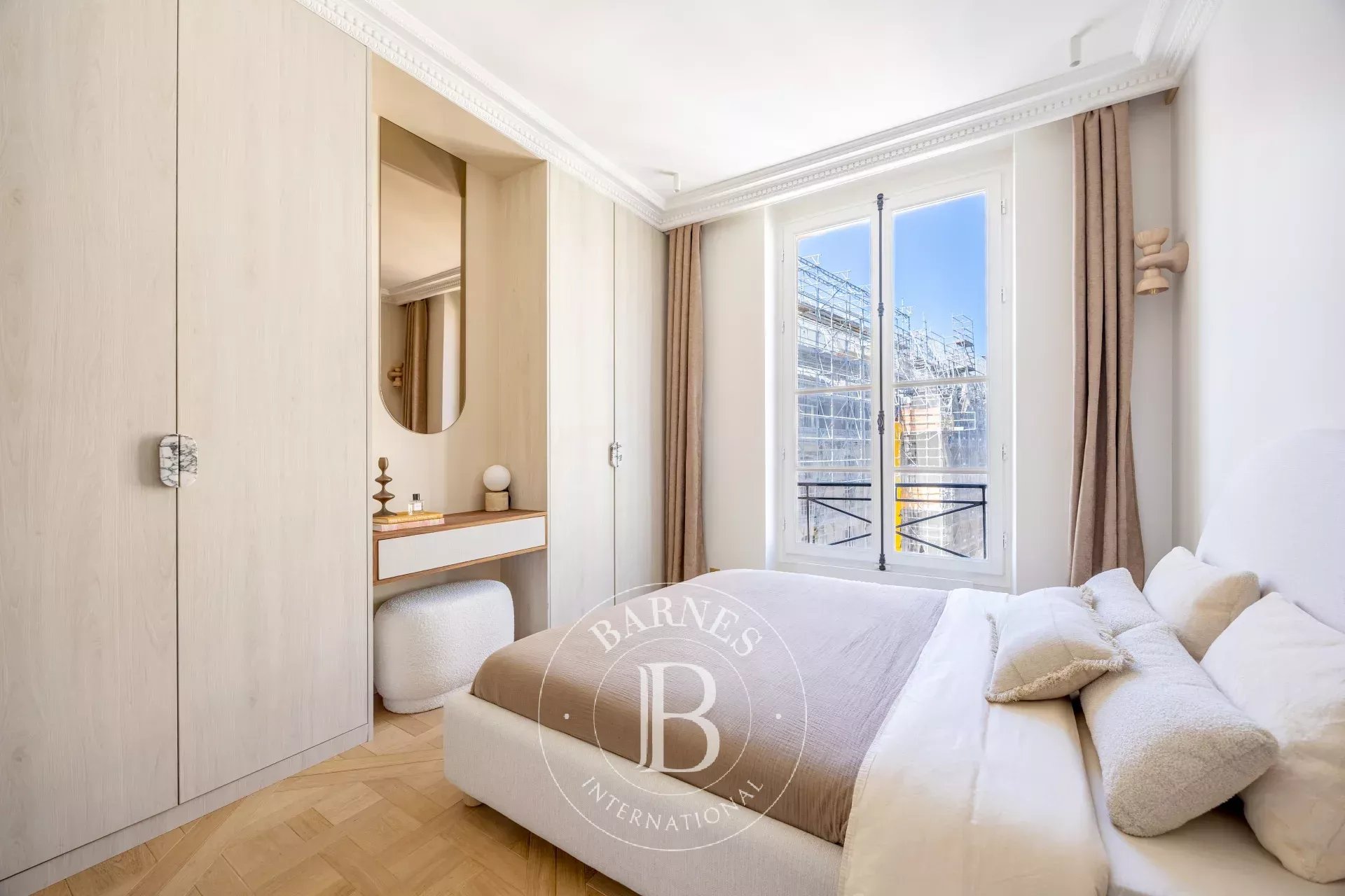 Paris  - Apartment 3 Bedrooms - picture 14