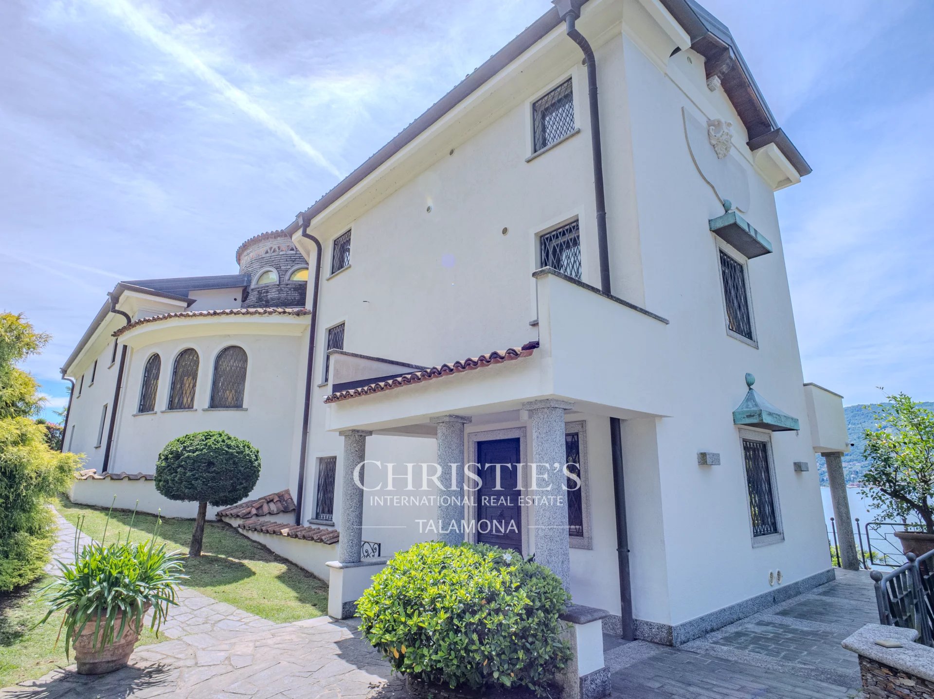 6 Bedroom Villa/Townhouse's Image 58
