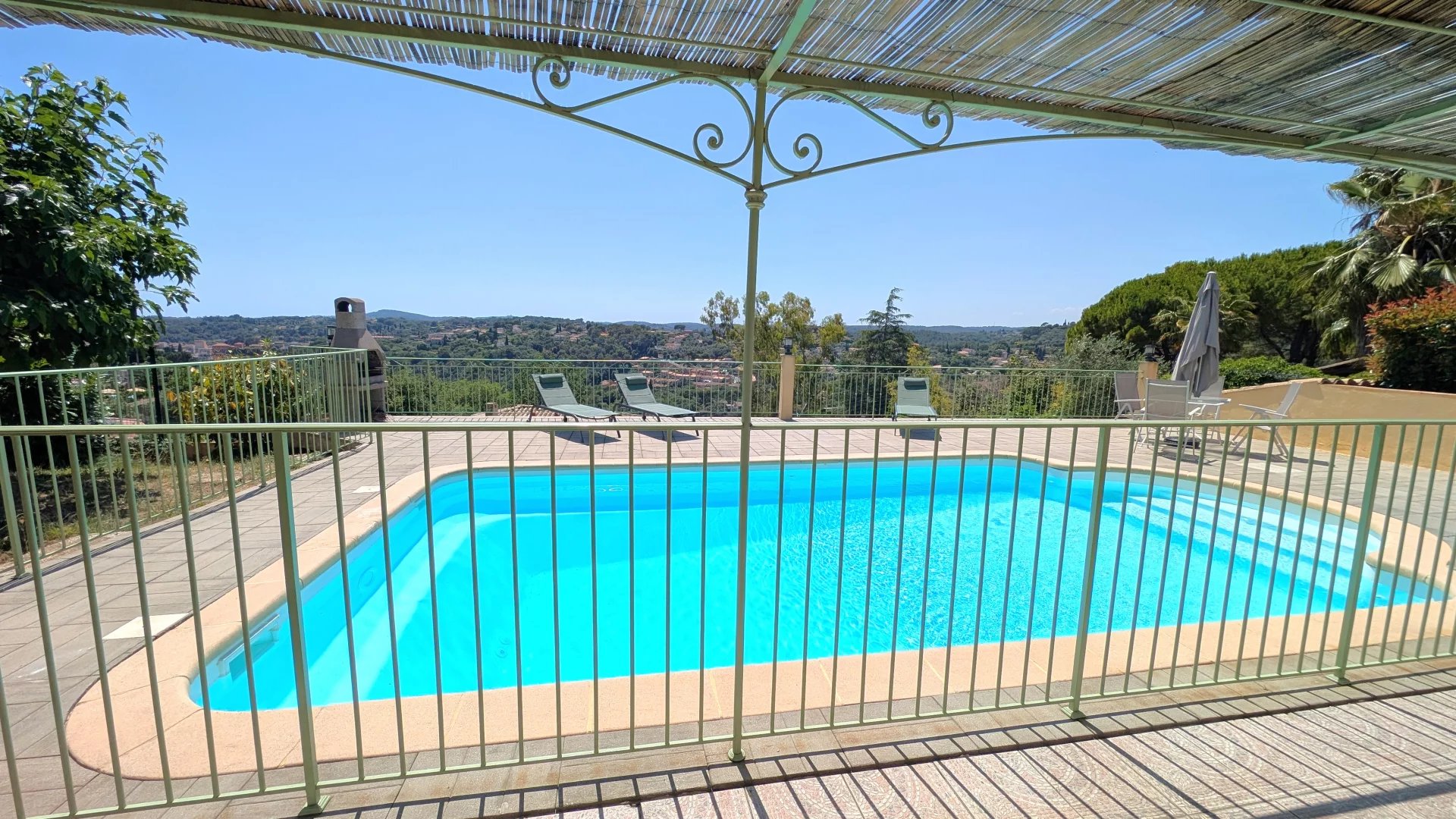 Vente villa Biot, vue panoramique