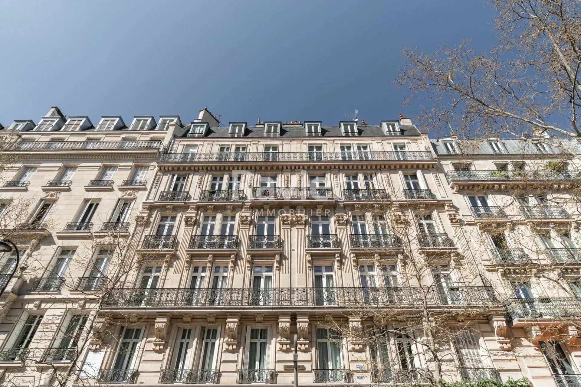 Agence immobilière de 