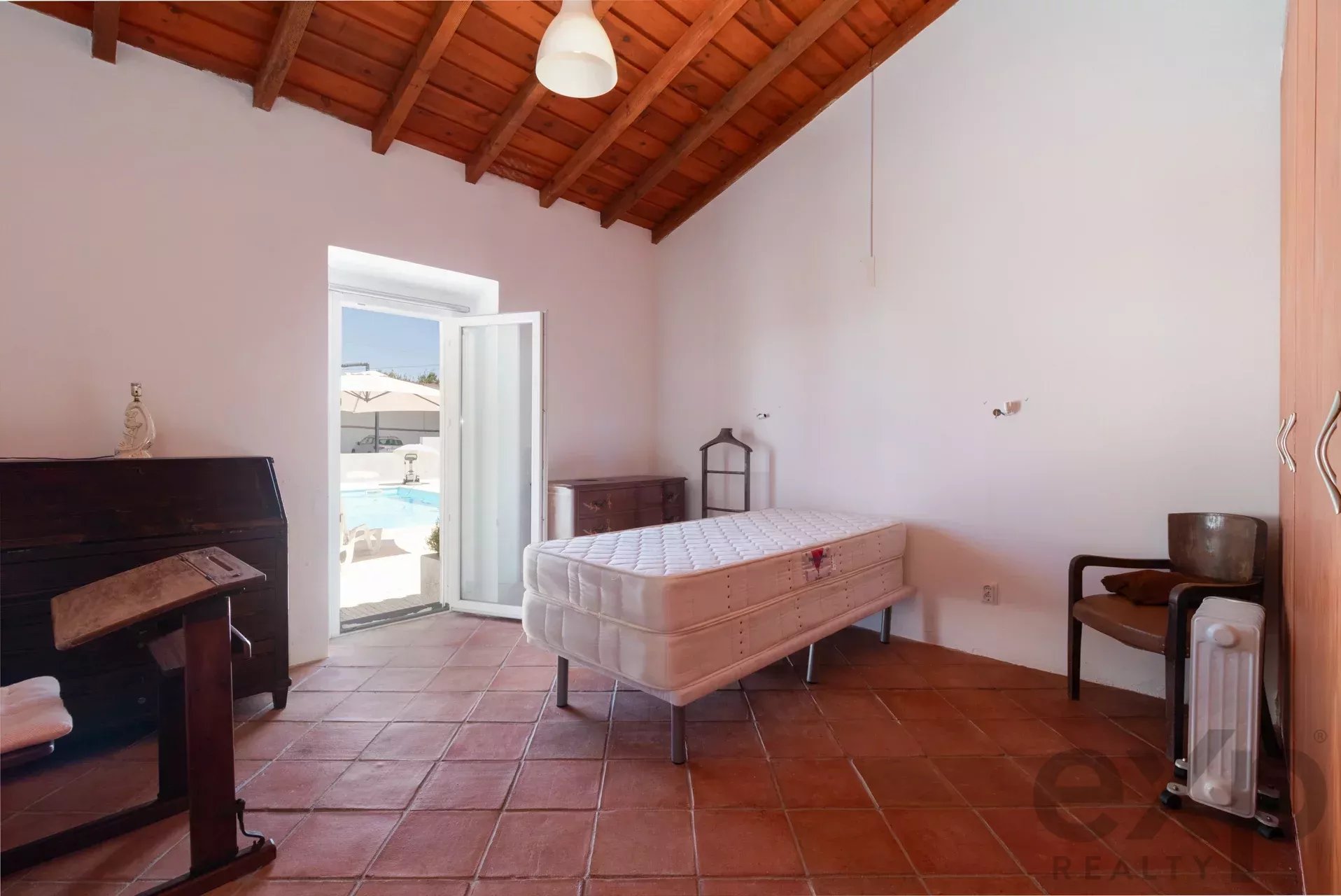 Luxury Equestrian Property + Guest House 85992157 image 31