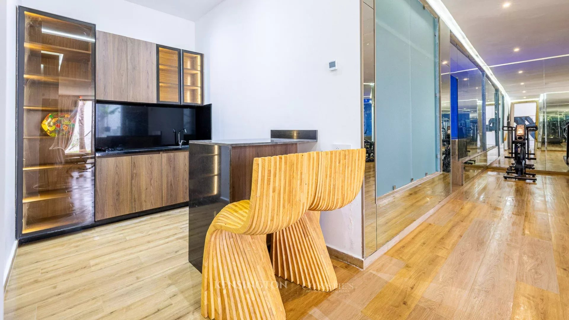 9 Bedroom Villa/Townhouse's Image 20