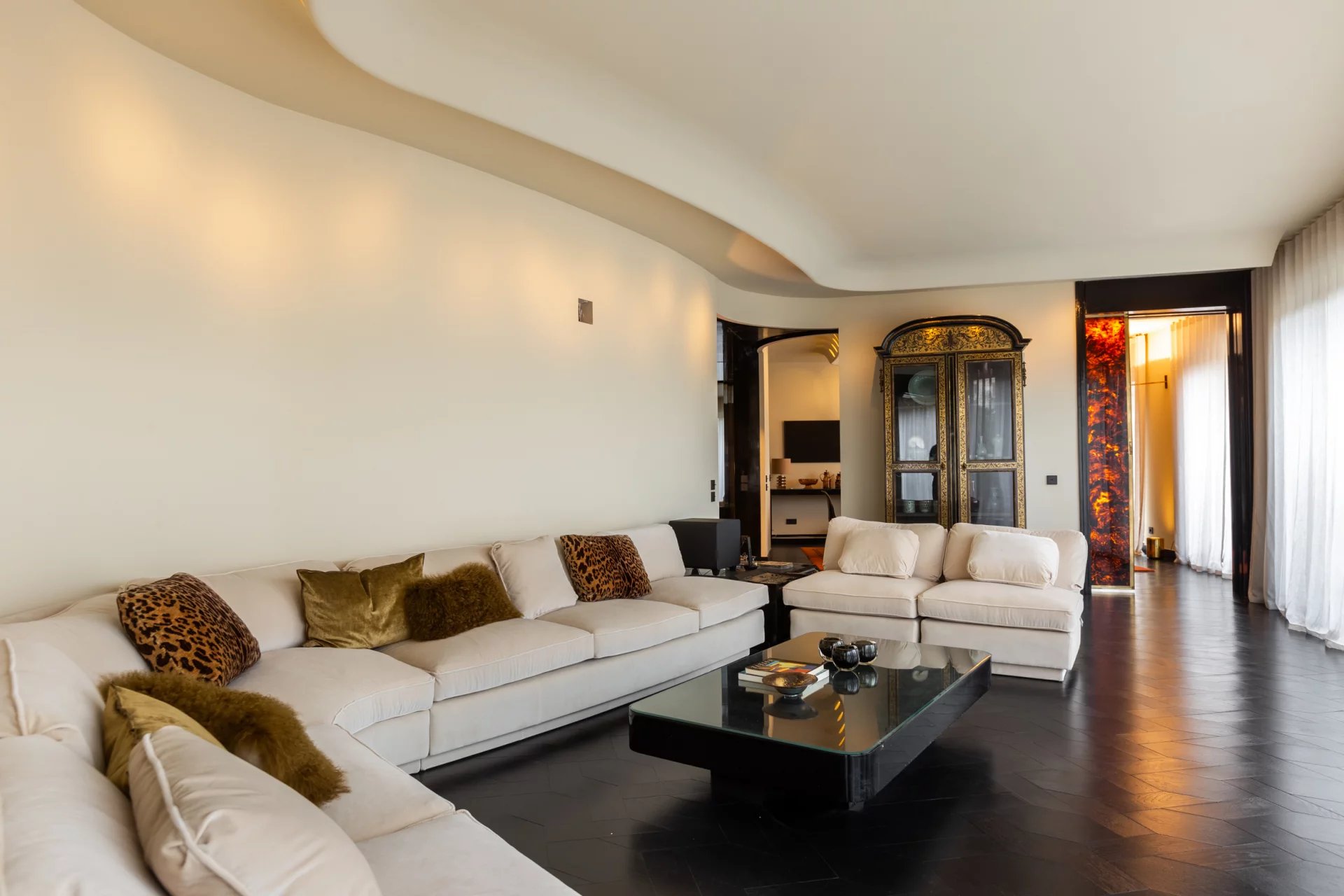 Location Appartement Paris 16ème