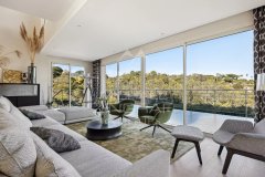 Luxury Villa in Super-Cannes: A Contemporary Family Legacy Estate — photo 4 of 14