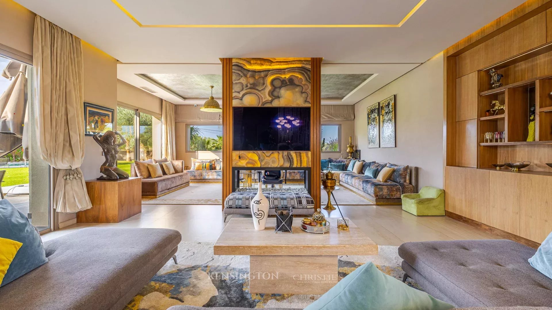 5 Bedroom Villa/Townhouse's Image 13