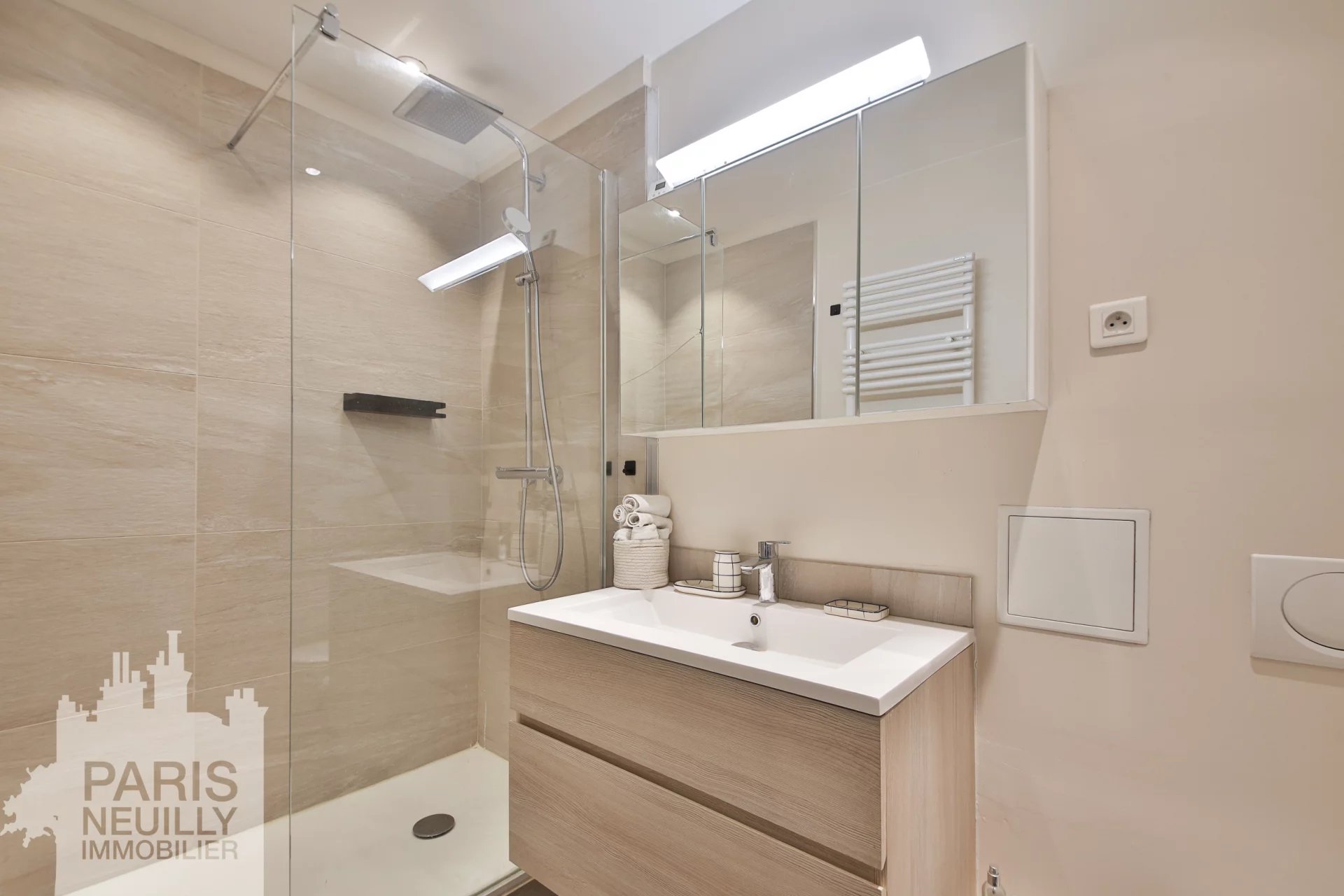 Photo 2 du bien N°86820192