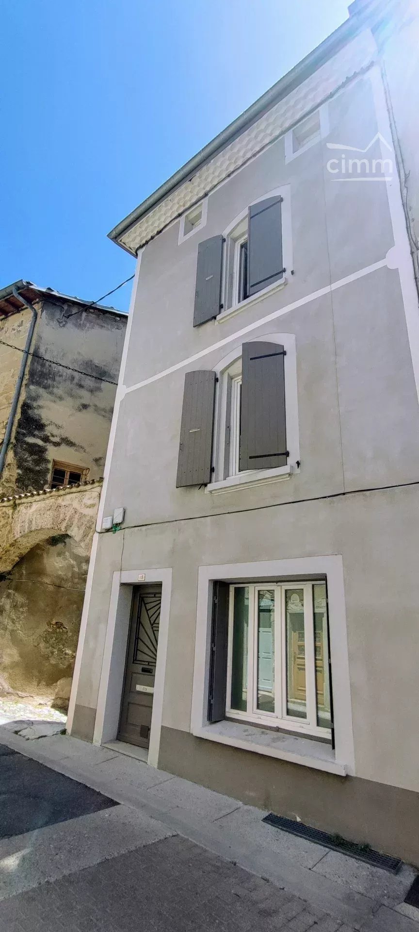 Agence immobilière de 
