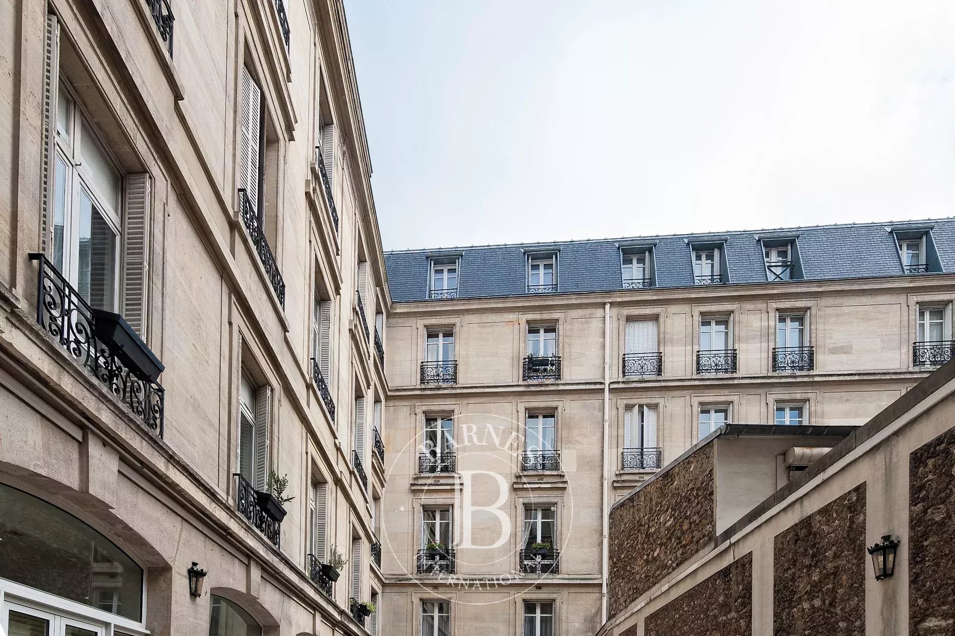 Daire Paris 8ème - picture 11