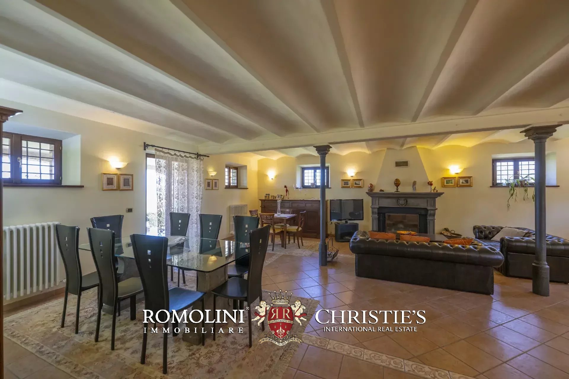 4 Bedroom Villa/Townhouse's Image 33