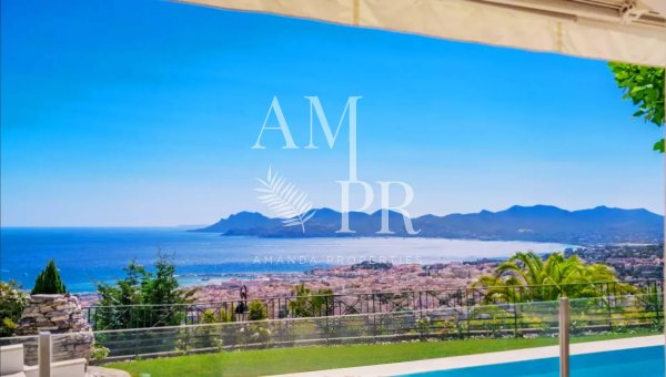 Luxury Villa Cannes: Panoramic Sea View Family Estate in Californie — photo 1