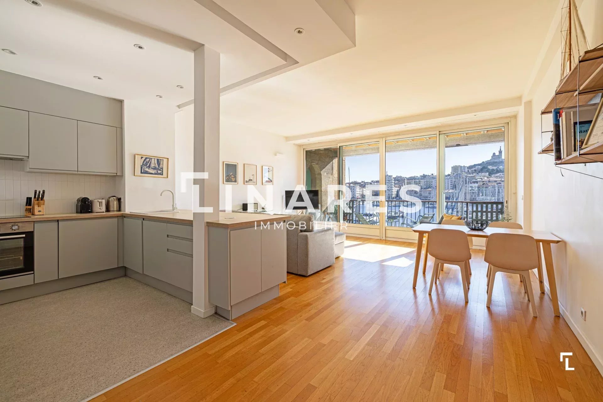 Sale Apartment Marseille 2ème Hôtel de Ville
