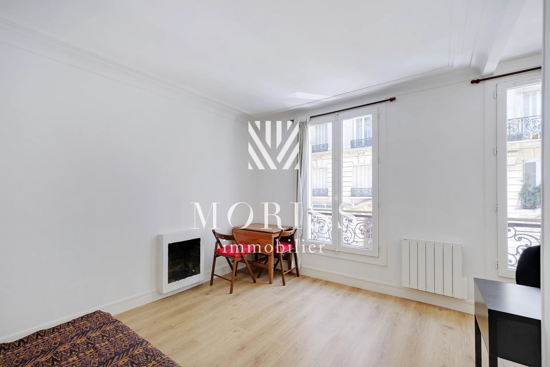APPARTEMENT 2 PIECES - COEUR DES BATIGNOLLES - Image Array