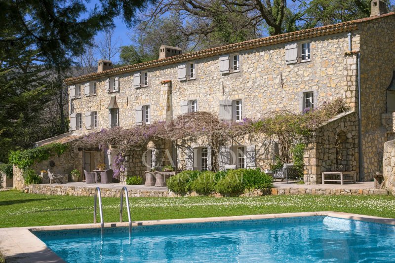 Châteauneuf-Grasse