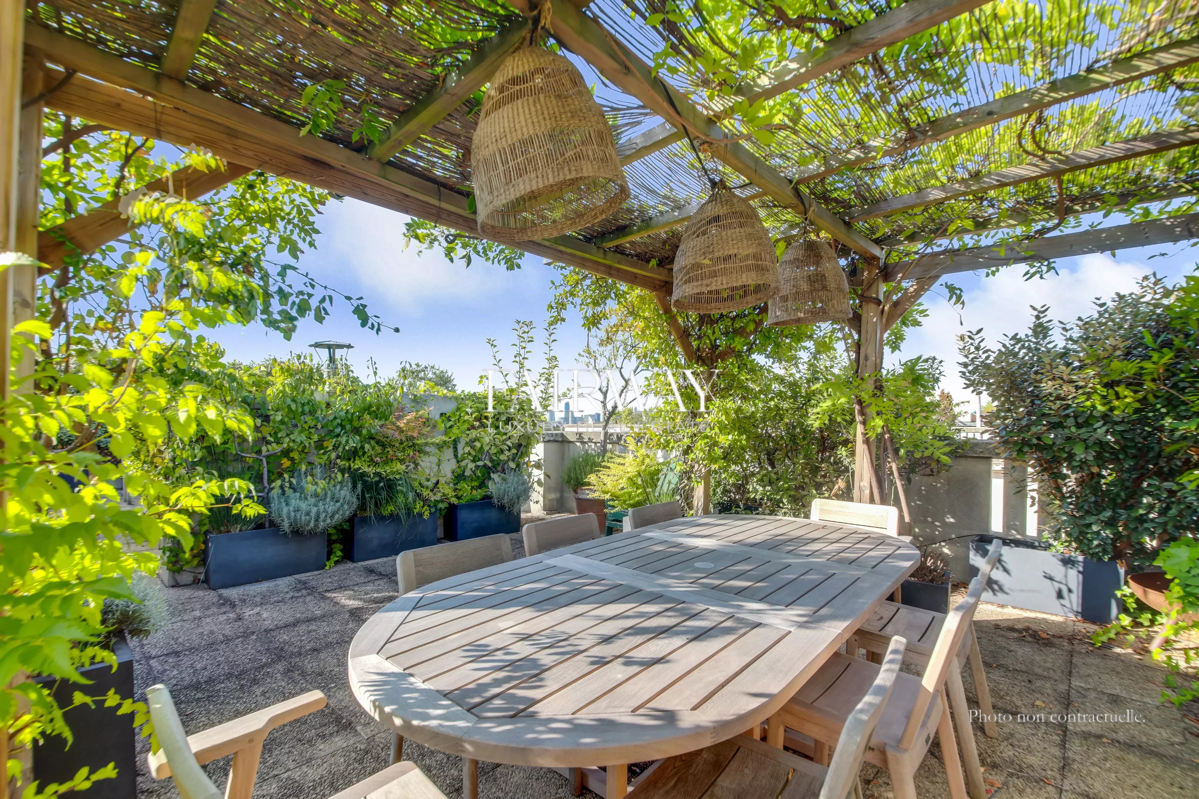 Appartement de 95 m² avec terrasse de 25 m² – Paris 16ᵉ