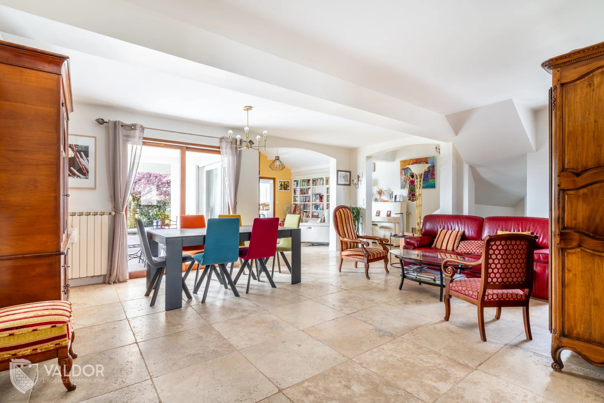 Reyrieux – Superbe maison d’architecte avec vue imprenable