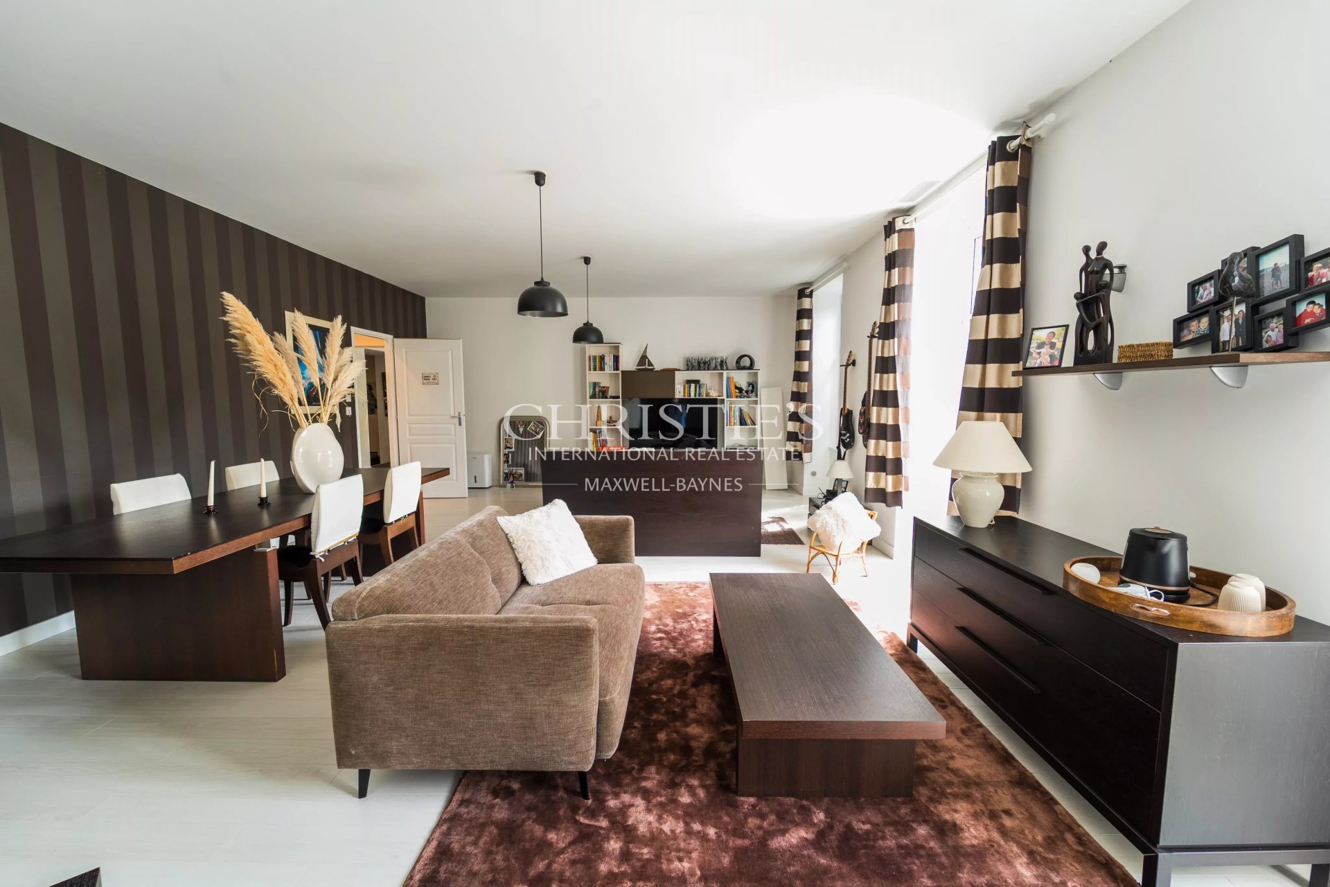 4 Bedroom Villa/Townhouse's Image 13