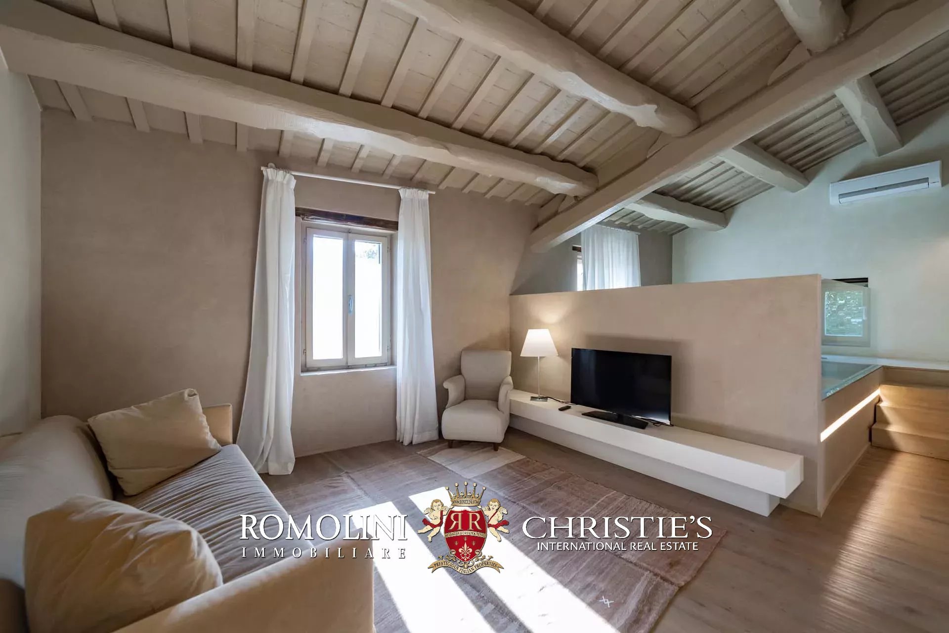 19 Bedroom Villa/Townhouse's Image 19