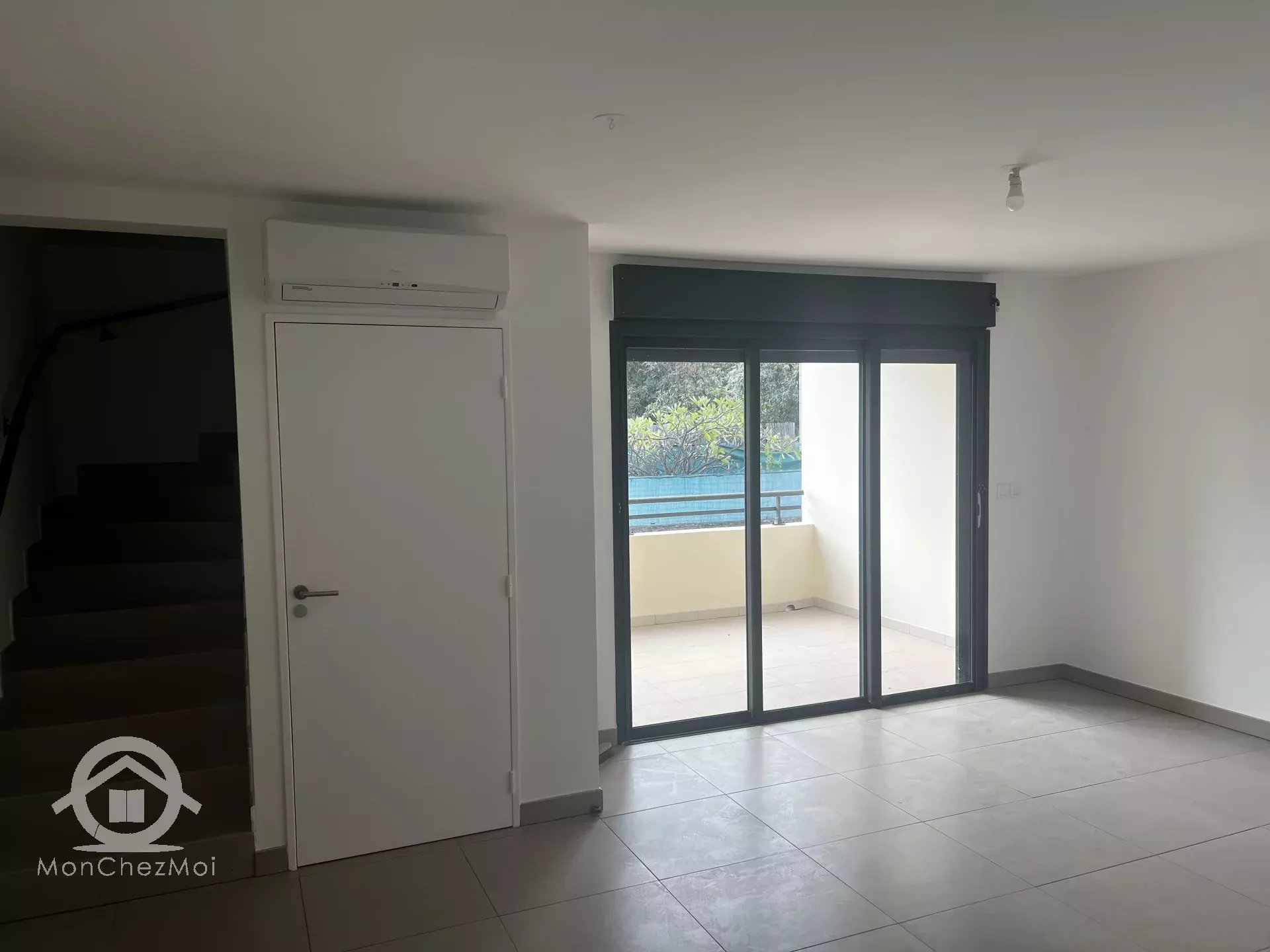SAINT GILLES LES BAINS  Petite résidence de charmes : F4 Duplex Exceptionnelle à 420 000 euros !