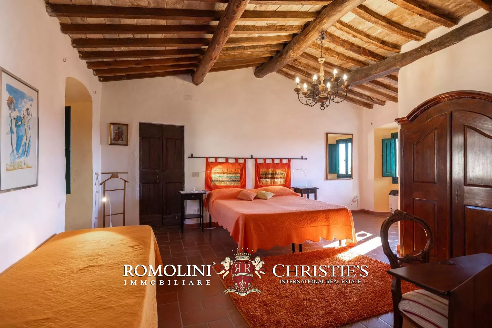 10 Bedroom Villa/Townhouse's Image 69
