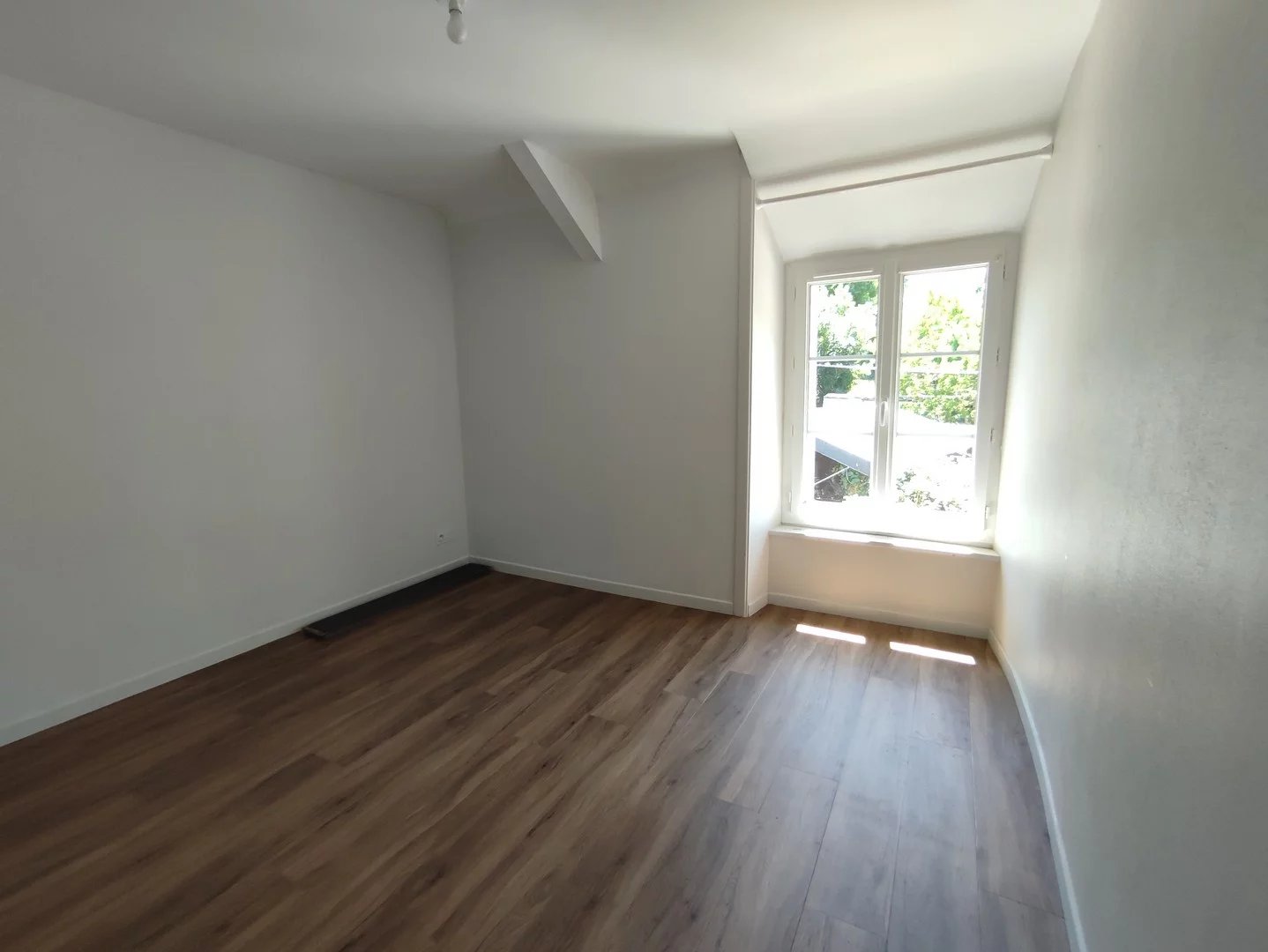 Maison T3 – LANVALLAY –