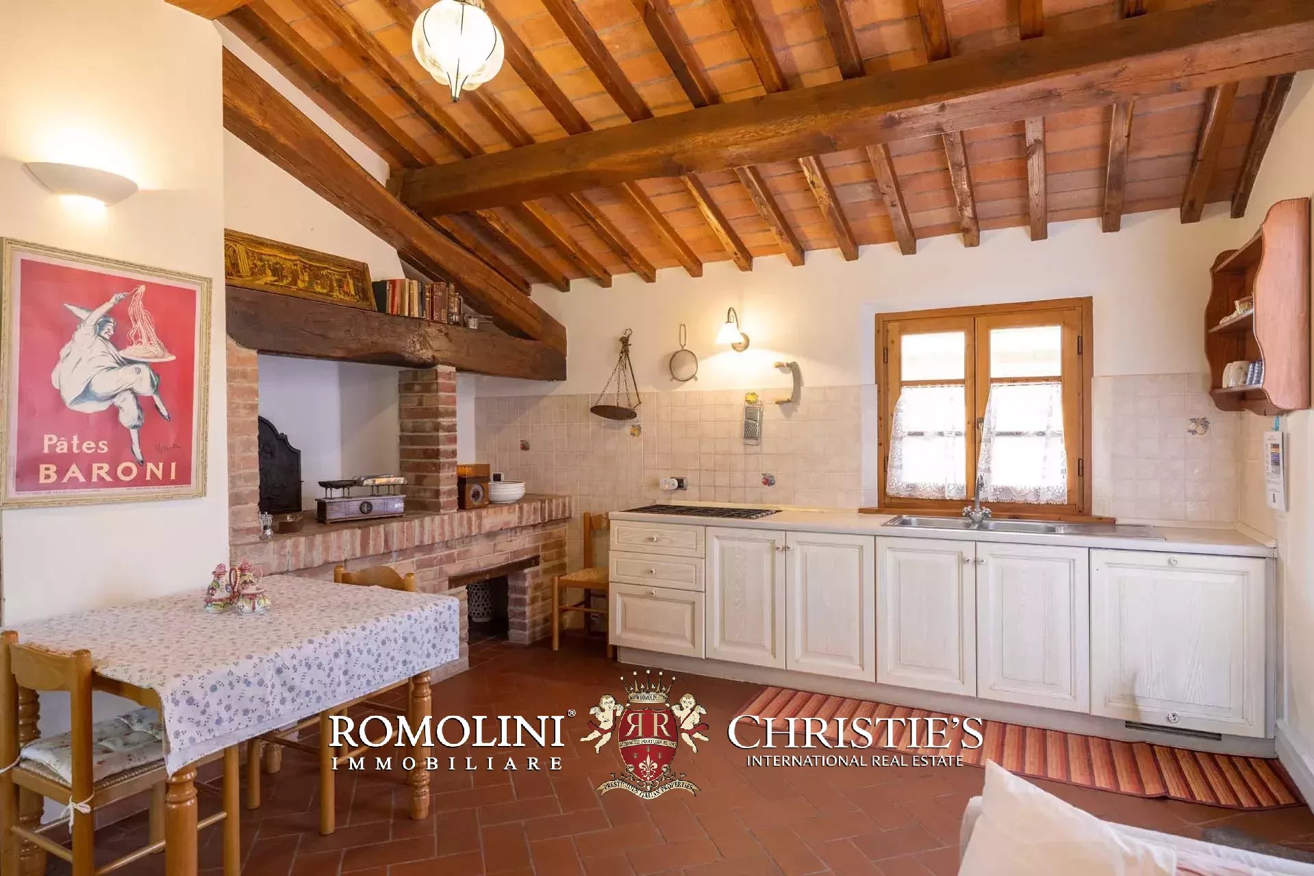 19 Bedroom Villa/Townhouse's Image 94