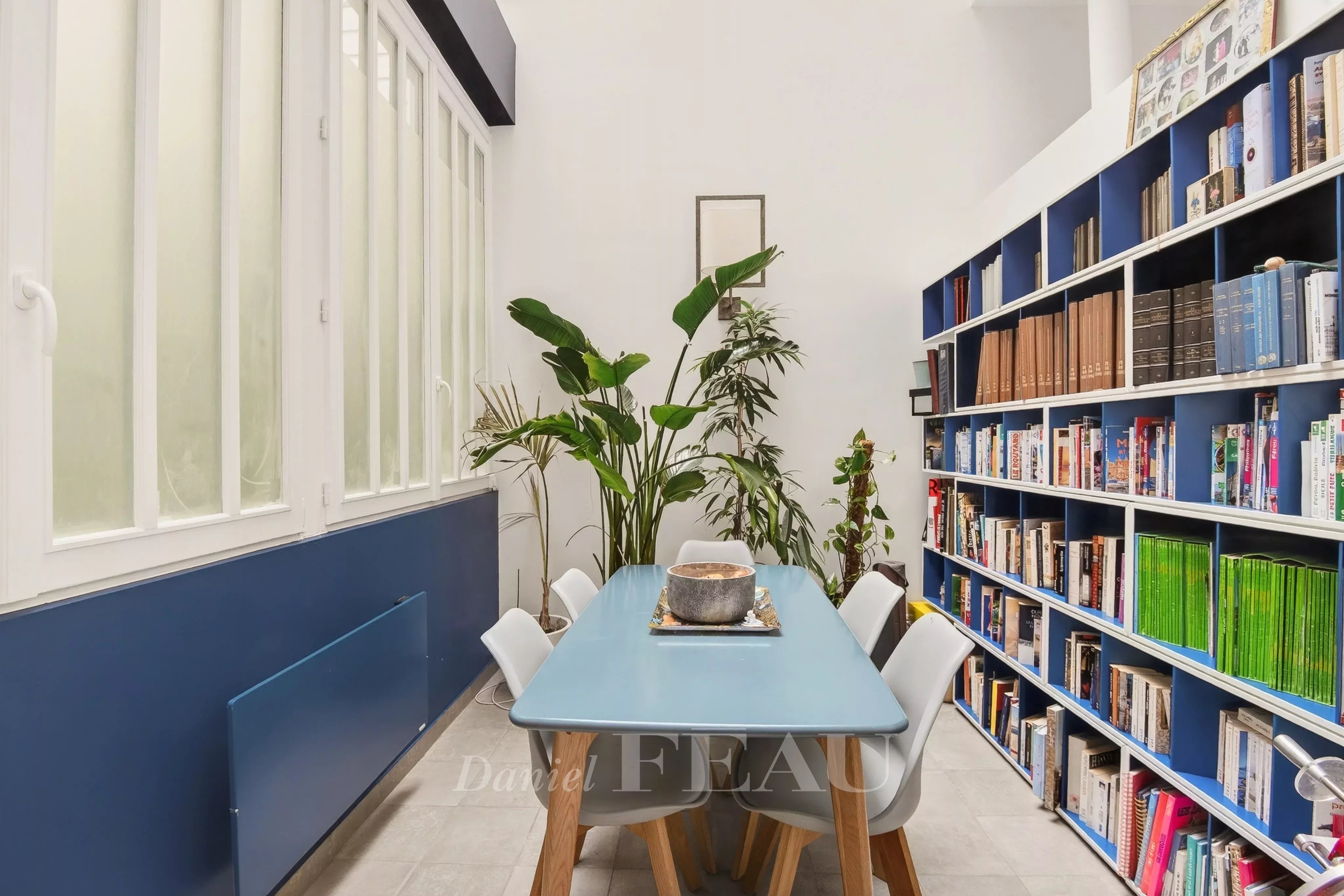 Sale Apartment Paris 11th