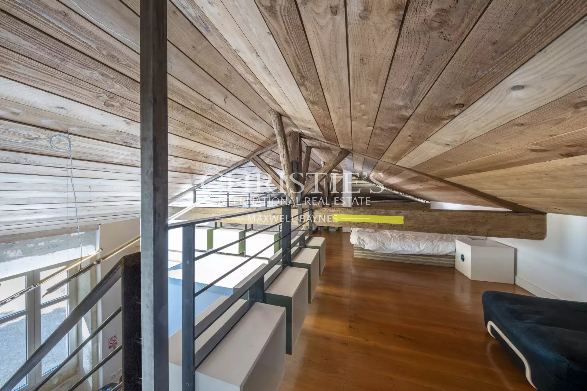 13 Bedroom Villa/Townhouse's Image 54
