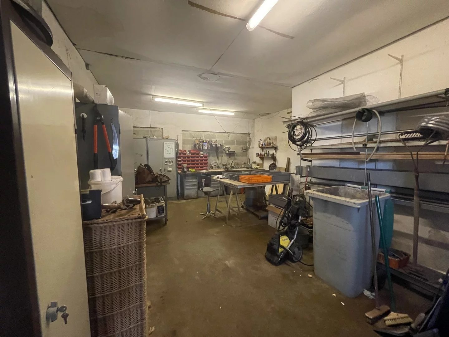 RARE MAISON EN PIERRES LA VICOMTE/RANCE