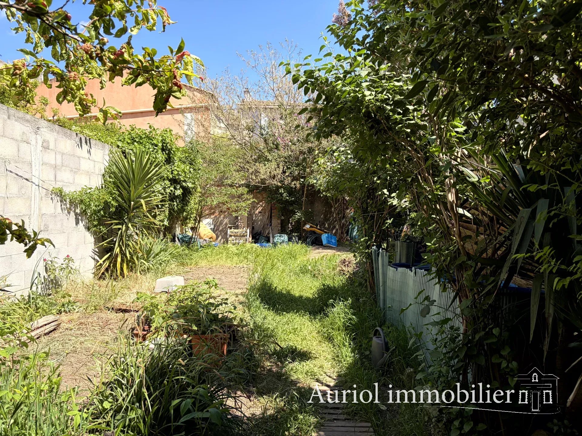 Vente Immeuble Saint-Zacharie