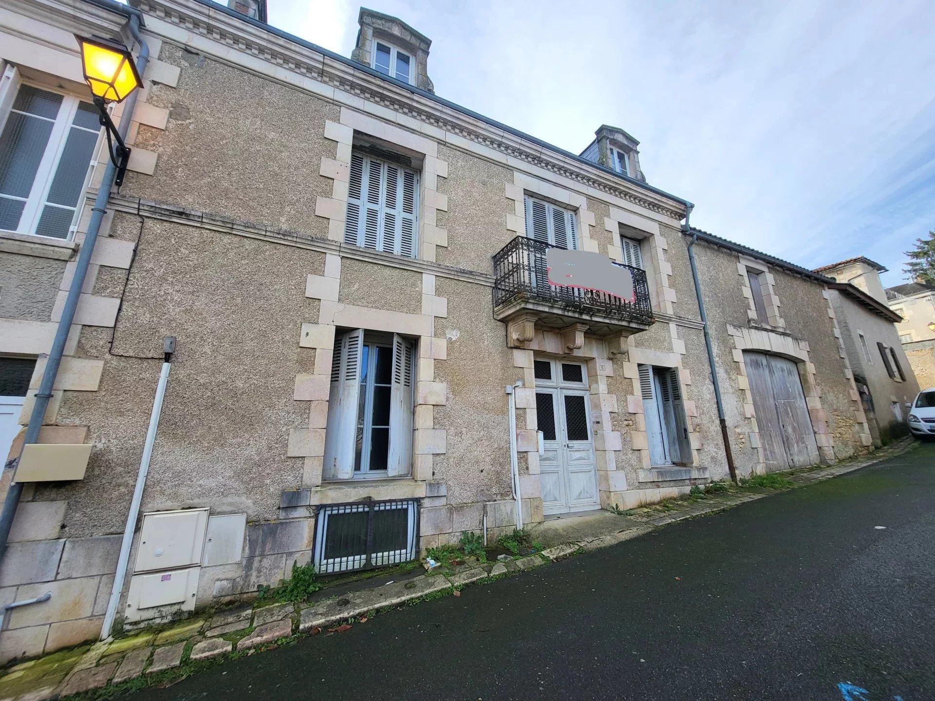 House in Saint-Savin - view 1