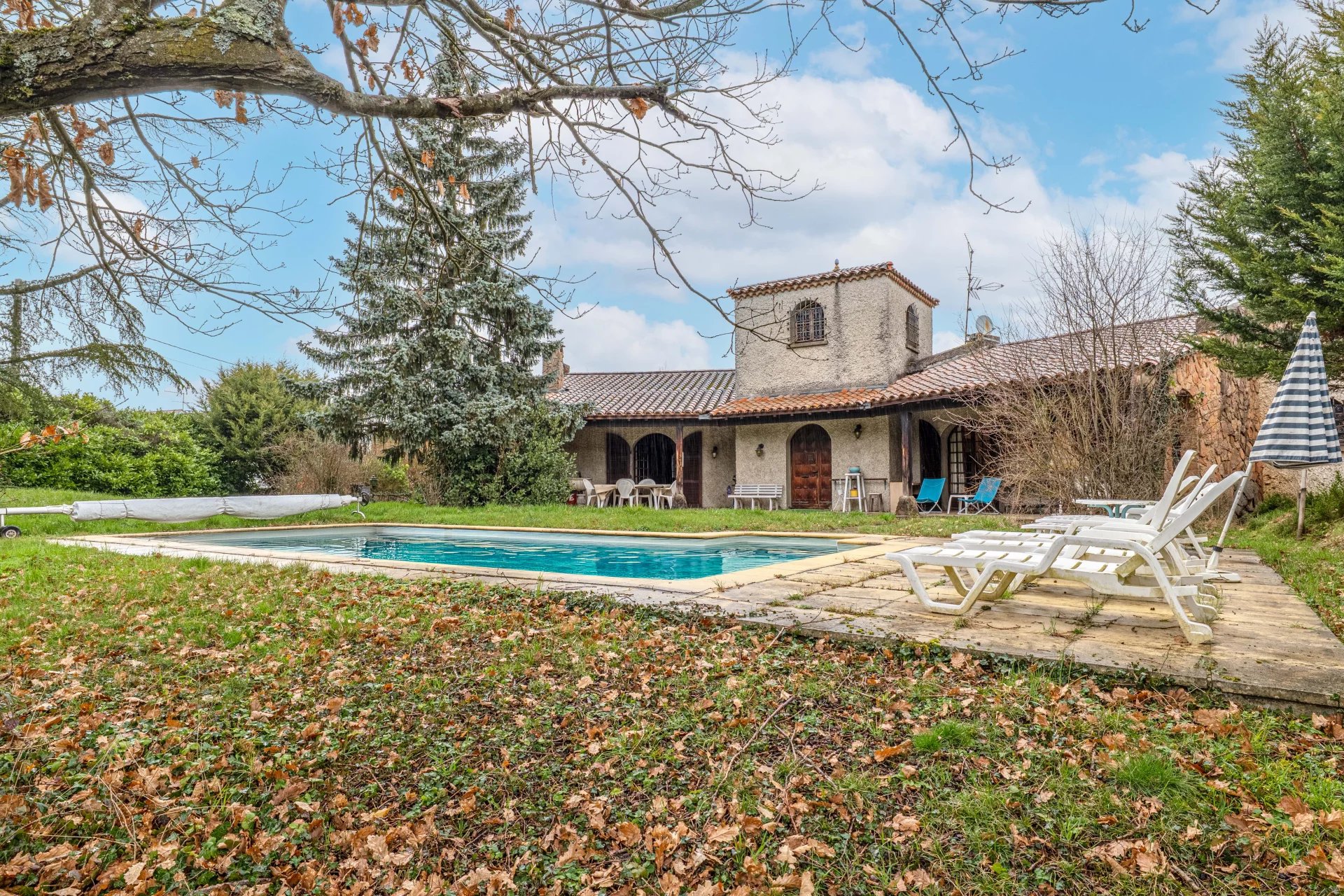 A VENDRE Dardilly – Bois de Serres | Maison à rénover, environnement d’exception | Parcelle 2 800 m²