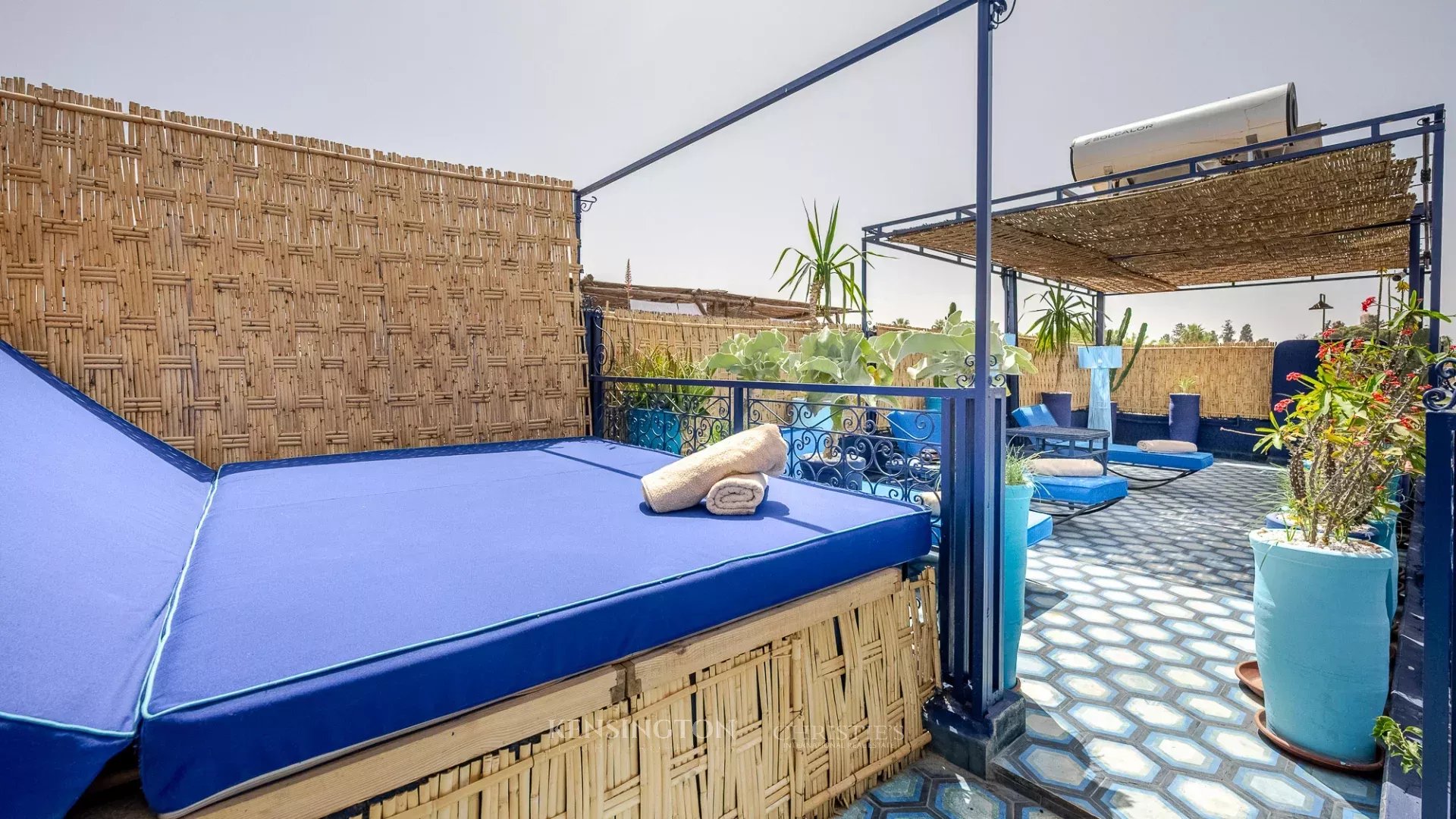 7 Bedroom Villa/Townhouse's Image 43